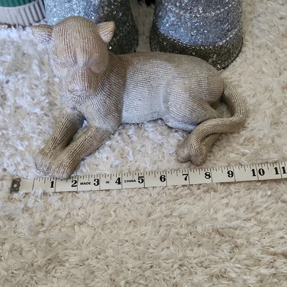 Gold Cat Figurine Decorative Accent for Shelf or Table - Picture 5 of 5